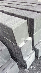 Natural and Beautiful Green Slate Roofing Tiles