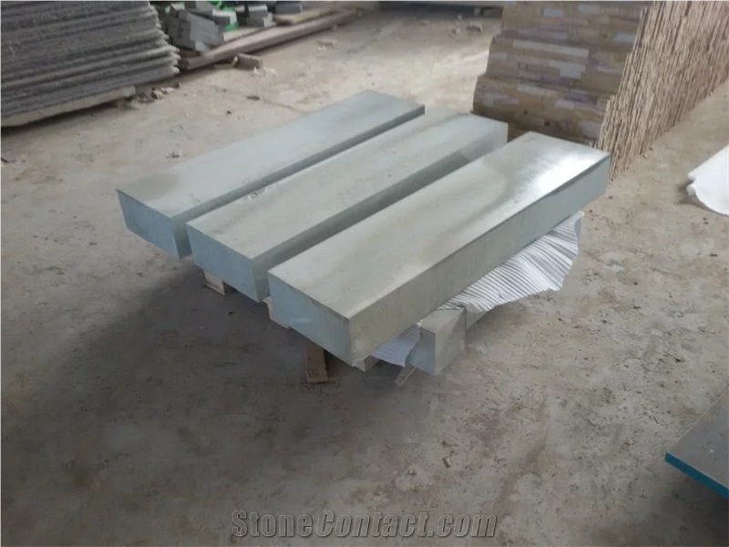 China Green Sandstone Verde Pista Cleft Split Natural Palisade