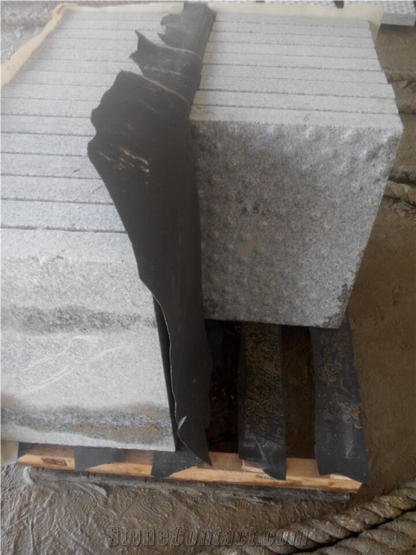 G603 White Sesame Crystal Sandblast Tactile Blind Paver