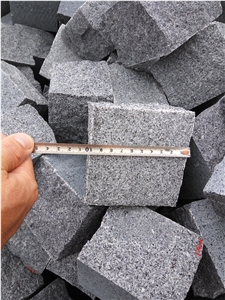 G654 China Dark Grey Padang Dark Kobra Sesame Grey China Impala Granite Natural Split Cleft Cube Paver Setts