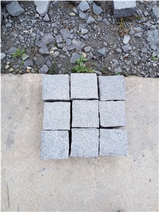 G654 China Dark Grey Padang Dark Kobra Sesame Grey China Impala Granite Natural Split Cleft Cube Paver Setts