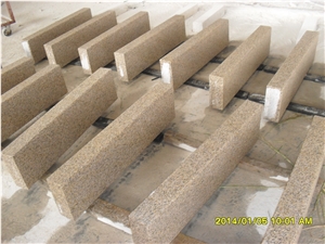 G682 China Yellow Rustic Granite Padang Gialo Golden Sand Sunset Gold Bushhammered Flamed Boarder Kerbstone Curb Roadstone