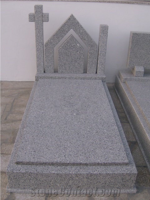 Cresciano Granite Monument
