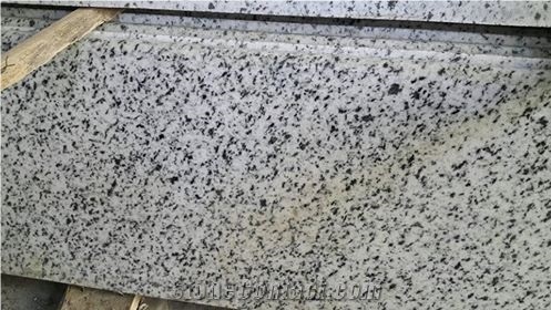 Bianco Halayeb Granite Tiles & Slabs, White Polished Granite Flooring Tiles, Walling Tiles