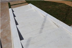 Marmore Carrarinha Marble Stairs