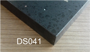 Black Big Granule Quartz Slab with Mirror Effect
