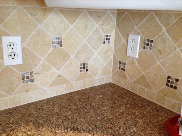 Kitchen Design, Granite Countertops, Tumbled Limestone Backspalshes