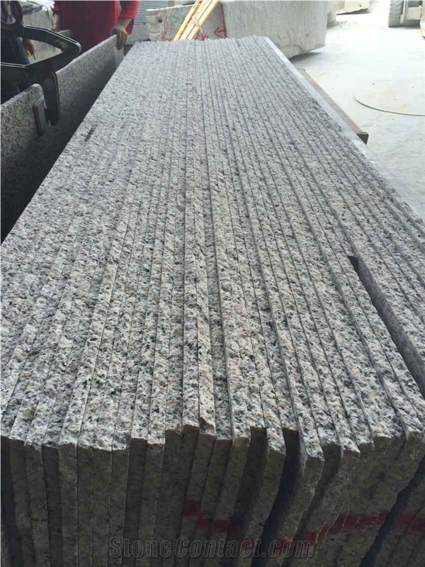Tiger Skin Red Granite Slabs & Tiles