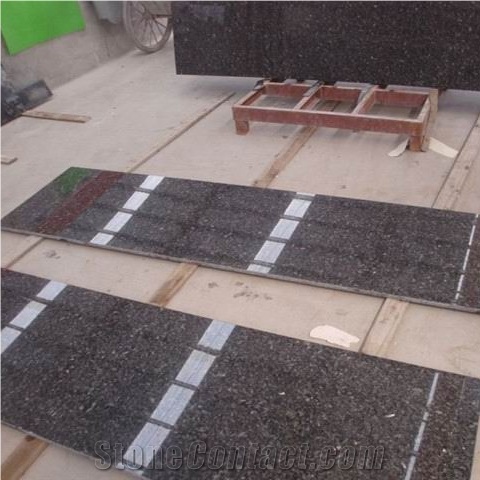 Silver Pearl Granite Kitchen Countertops