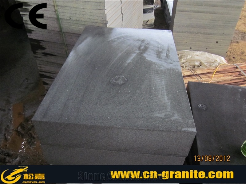 China Natural Hainan Black Basalt Kerbstone,Black Basalt Cut to Size Curbstone & Road Stone,China Black Basalt Side Stone