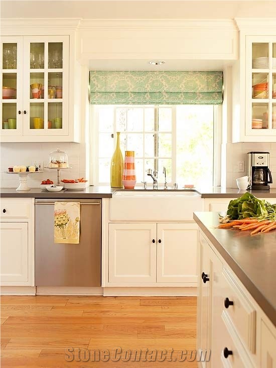Engineered Stone Kitchen Countertops with the Best and 100% Guaranteed Quality and Services Sizes 126 *63 Inch And118 *55 Inch for Multifamily/Hospitality Projects