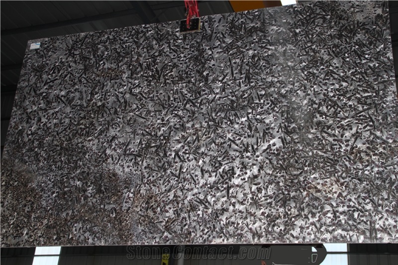 Brazil Ruby Meteorus Granite Wall Covering, Granite Floor Covering， Granite Tiles， Granite Slabs Granite Flooring,Exotic