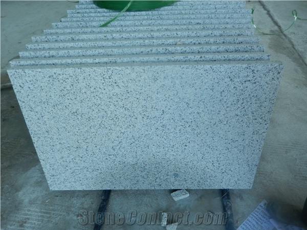 Chinese Flamed Camelia White Granite Flooring for Landscape