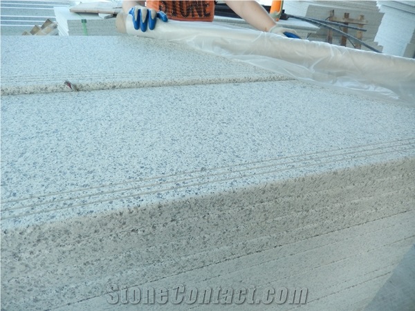 Chinese Flamed Camelia White Granite Flooring for Landscape