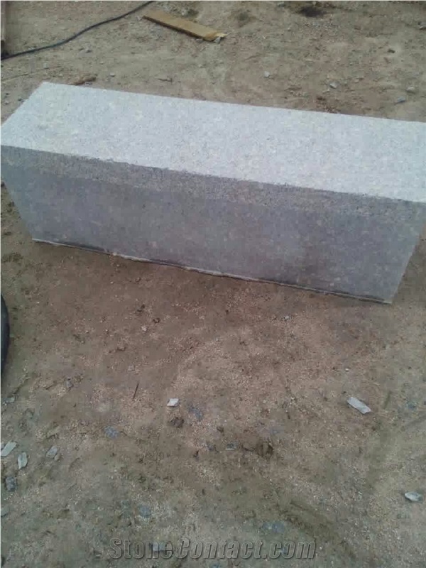G375 Light Grey Granite Shaped Curbstone Sides Stone Kerbstone