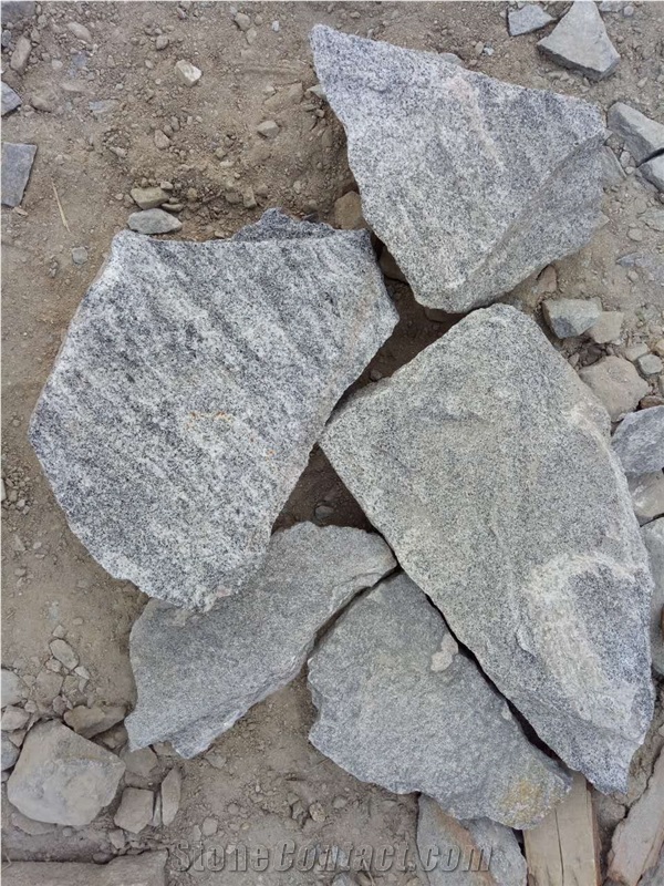 Fargo Grey Granite Irregular Flagstones, Grey Granite Random Shape Wall Cladding Pieces, China Grey Granite Flagstone for Walling/Road Paving