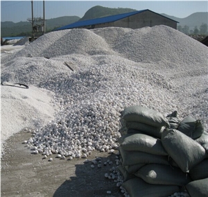 Fargo Snow White Marble Tumbled Pebbles, China White Gravels, White Tumbled Aggregates, Tumbled Round White Pebble Stone Driveways
