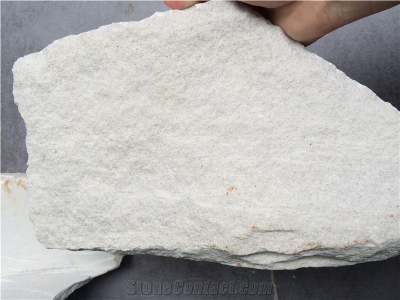 Fargo White Sandstone Irregular Mushroomed Wall Cladding Pieces, China White Sandstone Random Shape Mushroomed Wall Stone, Split Face White Mushroom Stone