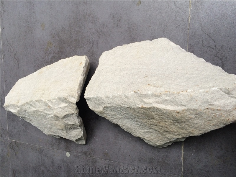 Fargo White Sandstone Mushroomed Corner Stone, White Wall Cladding Corner Stone, White Sandstone Natural Split Mushroom Stone