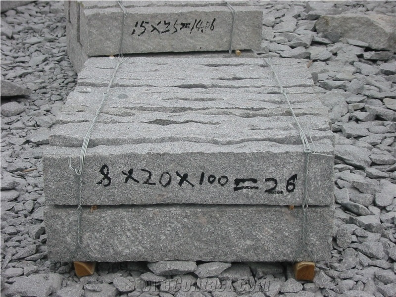 G341 China Grey Granite Split Cleft Natural Surface Palisade Pillar