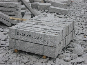 G341 China Grey Granite Split Cleft Natural Surface Palisade Pillar