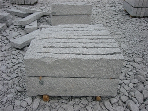 G341 China Grey Granite Split Cleft Natural Surface Palisade Pillar
