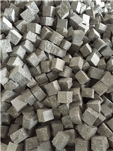 G603 Granite China Light Grey Silver White Crystal White Bianco Crystal Padang White Granite Flamed Cleft Split Natural Cube Stone Paver Setts