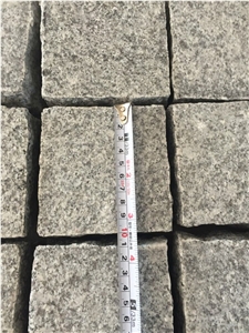 G603 Granite China Light Grey Silver White Crystal White Bianco Crystal Padang White Granite Flamed Cleft Split Natural Cube Stone Paver Setts