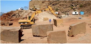 Bronzo Granite Quarry Blocks