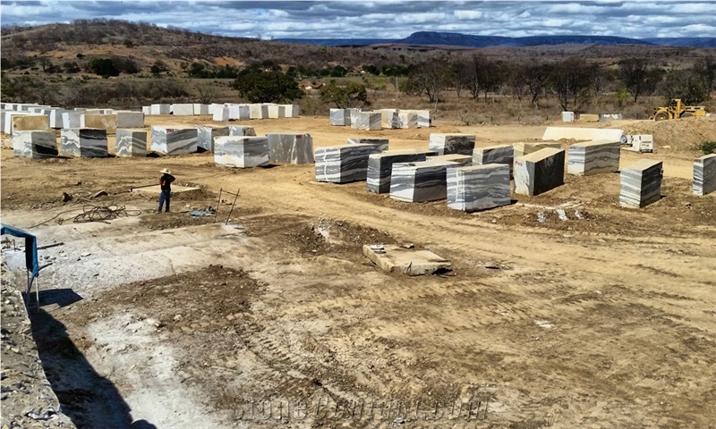 Copacabana Granite Blocks