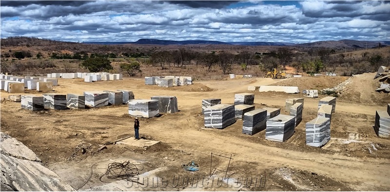 Copacabana Granite Blocks