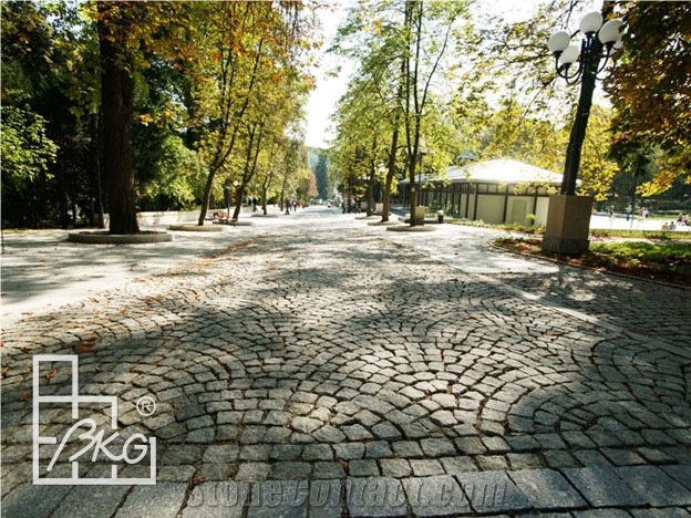 Borowskie Granite Cropped Setts