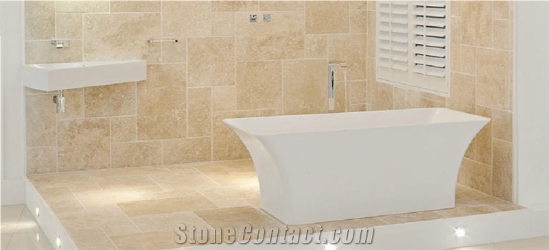 Classic Beige Travertine Tumbled Wall Pattern