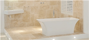 Classic Beige Travertine Tumbled Wall Pattern