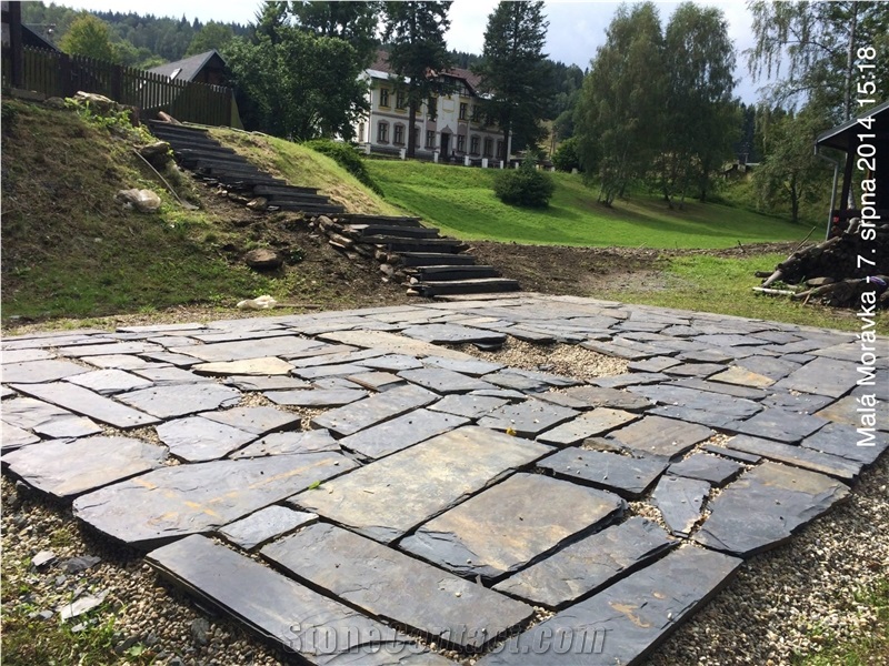 Dark Grey Slate Flagstone