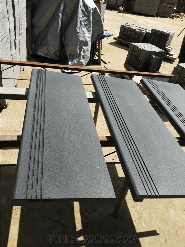 Good Price Hainan Black Basalt Stone Tiles for Sale