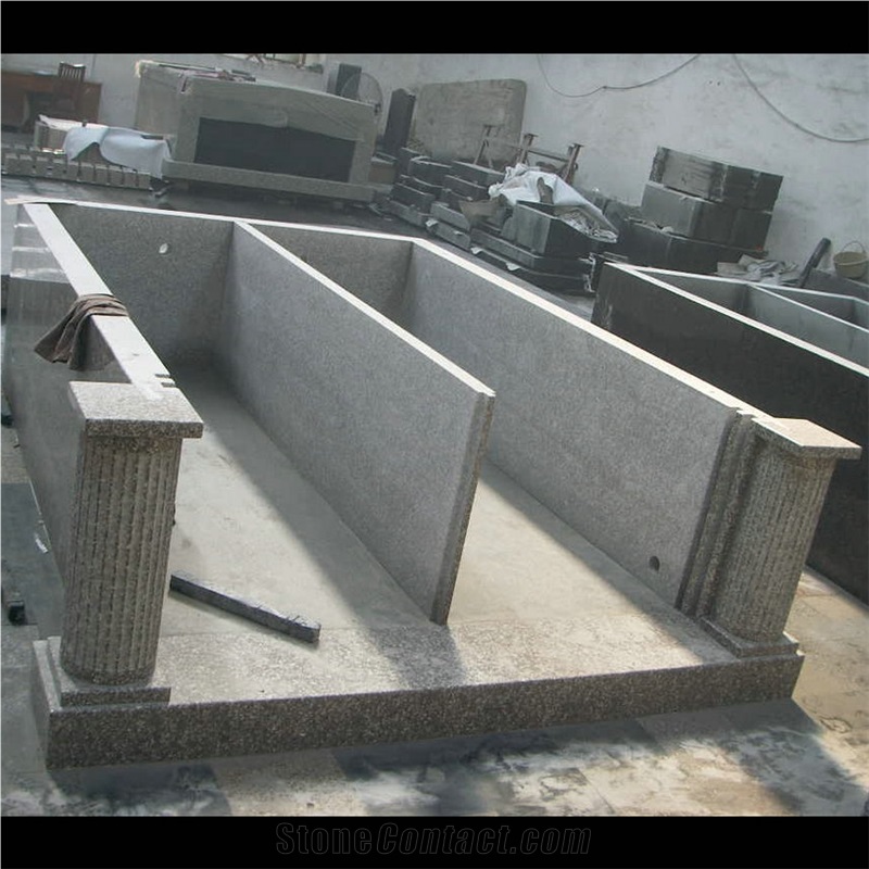 Roof Top Double Crypts Cremation Mausoleum, Companion Crypts Private Mausoleum, Two-Crypt Family Mausoleum with Columns, Cheap Cemetery Mausoluem