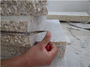 China Sun Rusty Granite G682 Kerbstone,Flamed Surface Yellow G682 Kerbstone & Cubestone