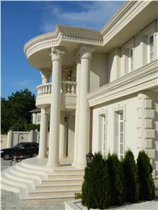 Vratza Limestone Macimo, Beige Limestone Columns