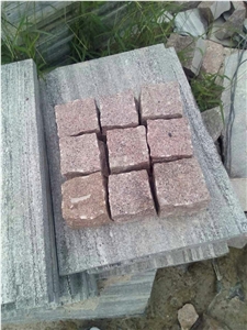 G354 Qilu Red Granite Top Flamed Sides Split Bottom Split Cobble Stone Paver for Driving Road Garden Road
