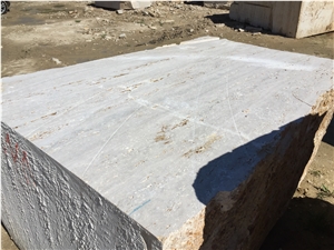 Bk. Pannon Travertino White Blocks Bk. Pannon Travertino White Blocks