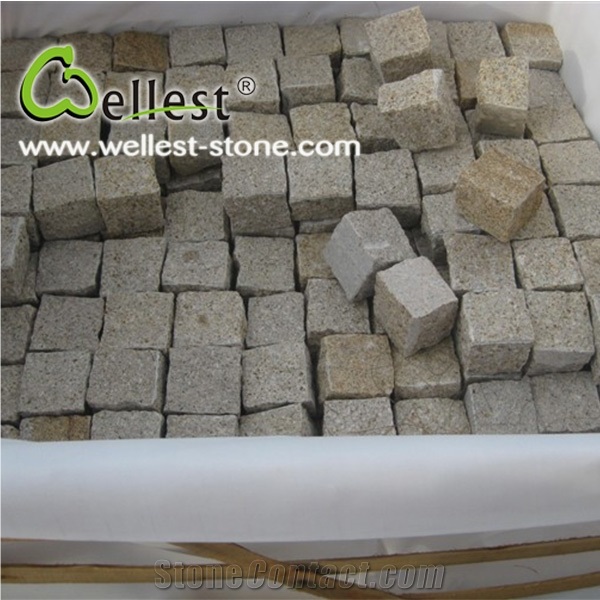 G682 Yellow Granite All Sides Natural Cobble Paving Stone for Pathway