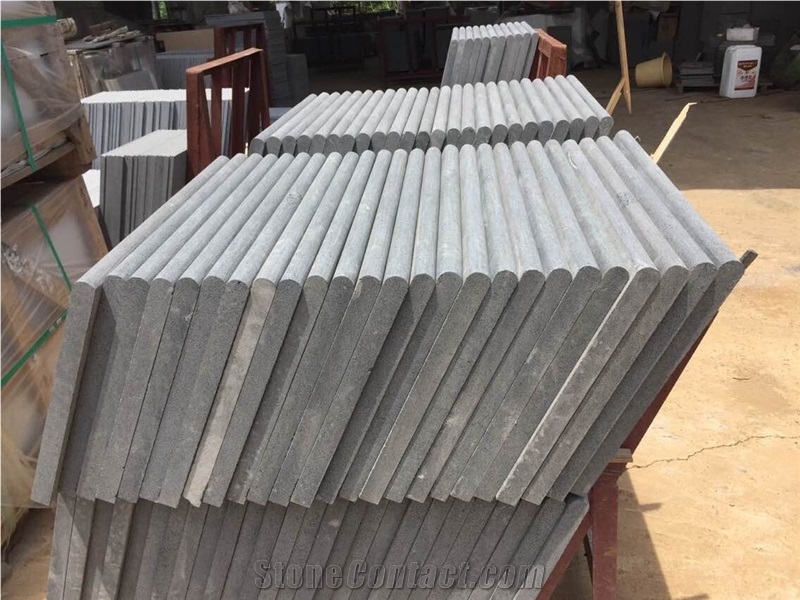 Hainan Black Basalt Swimming Pool Coping / Honed Basalt Swimming Pool Borders / Rebated Copers / Bullnose / Square Edge