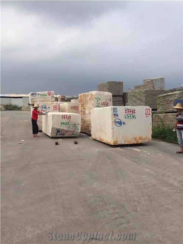 Own Factory Protugal Cream Limestone Block Stock, Portugal Crema Beige Limestone /Coral Stone Block