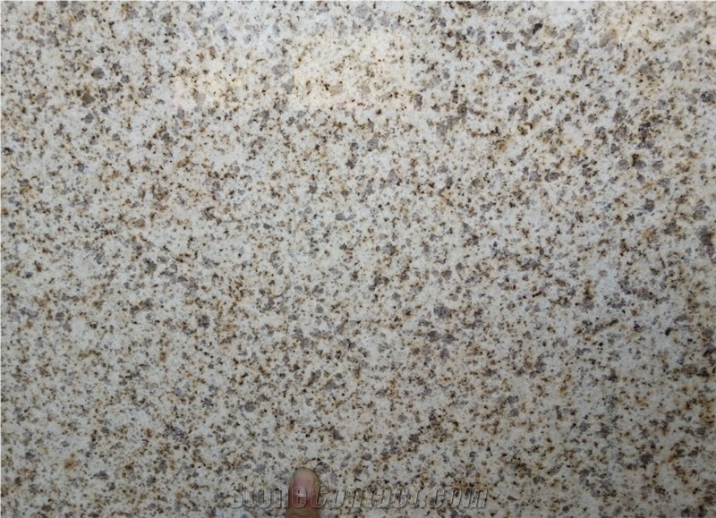G682 China Yellow Rustic Granite Sunset Gold Golden Sand Rustic Gold Bushhammered Cleft Natural Split Cube Paver Setts Tile & Slab Padang Golden Leaf,Golden Peach,Golden Sand