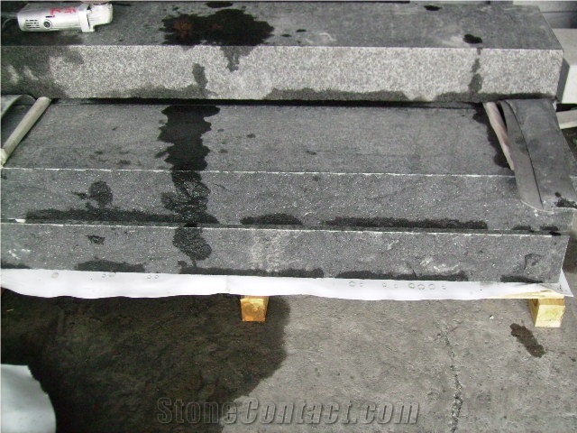 China Black Basalt G684 Polished, Black Pearl, Fuding Black Kerbstone, Curbstone, Kerbs, Curbs, Side Stone, Road Stone, Flamed, Natural Split, Cleft Edge
