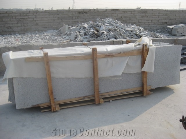 China Grey Granite G655,Fargo G655 Granite,China White Sesame Granite,Off White Granite,Slabs,Tiles