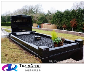 European Style Black Granite Carving Cross Around Large Stone Monument