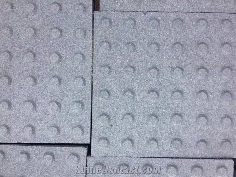 G684 China Black Basalt Fuding Black Crystal Black Tactile Blind Stone Paver