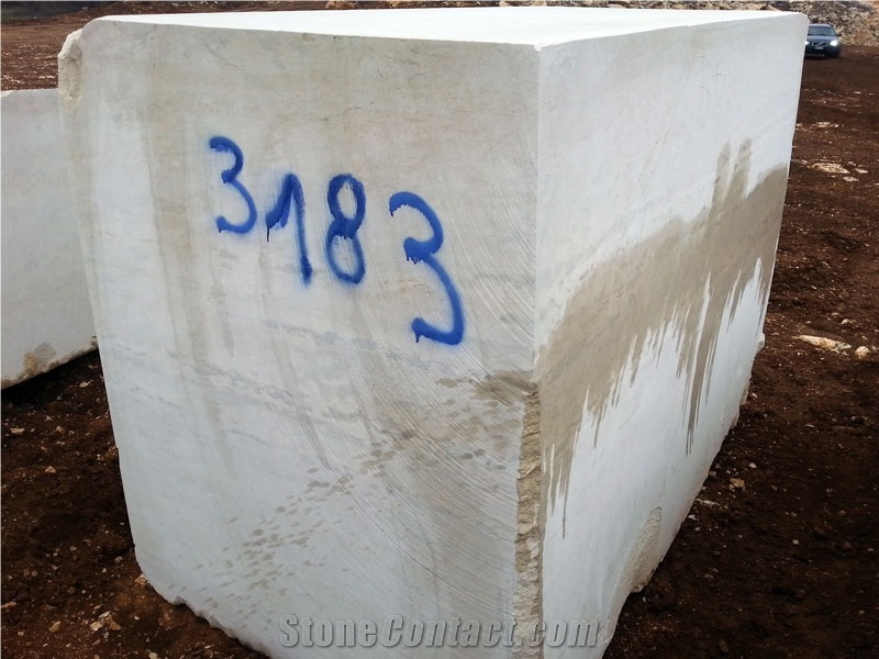 Vratza Limestone Blocks, Beige Limestone Blocks